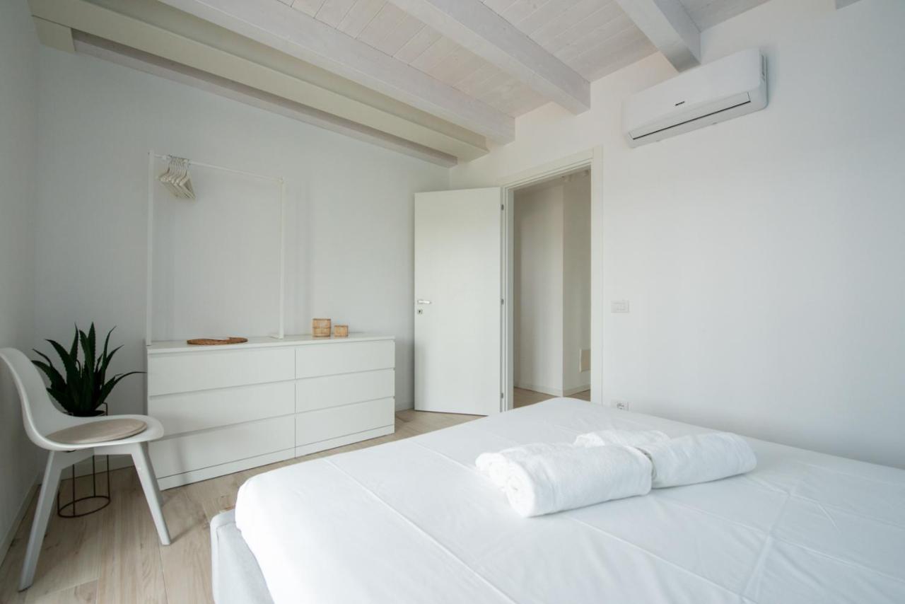 Lake Dream Apartment With Pool In 巴多利诺 外观 照片
