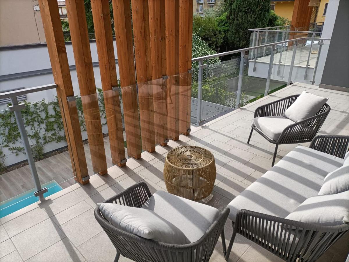Lake Dream Apartment With Pool In 巴多利诺 外观 照片